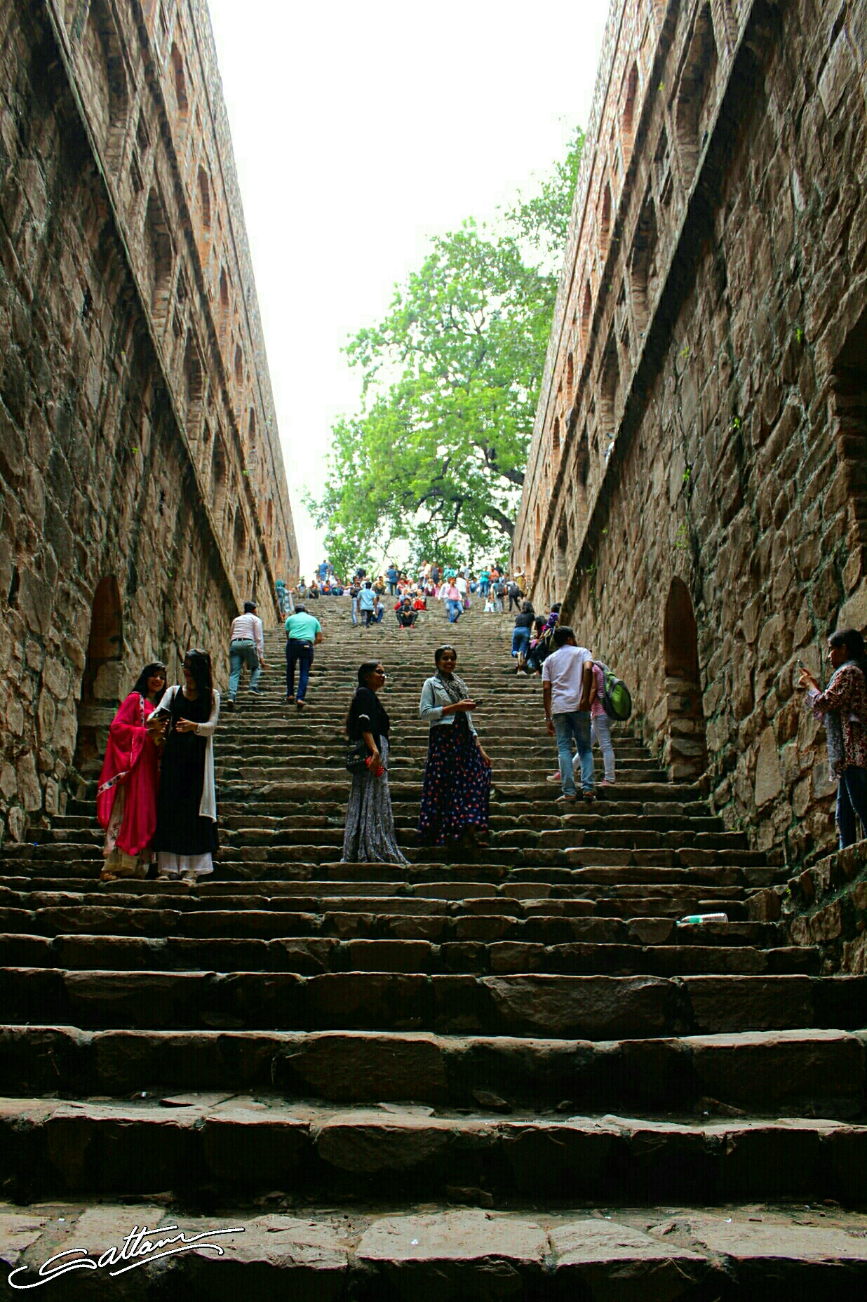 Agrasen ki Baoli. Down the well. Sattam Photography. 