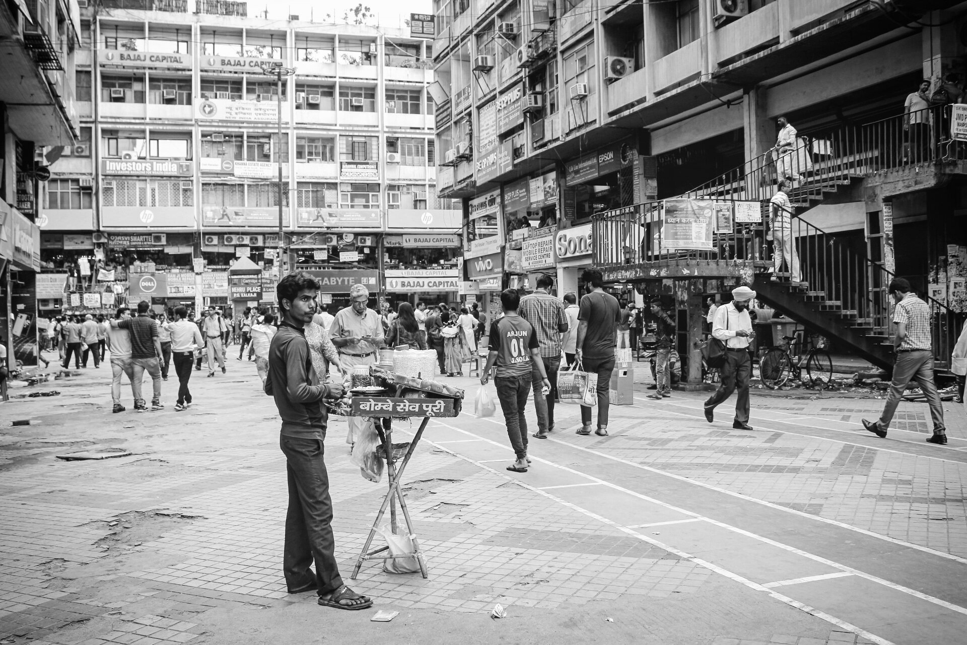 Black and White Photography. Nehru Place. Sattam photography. 